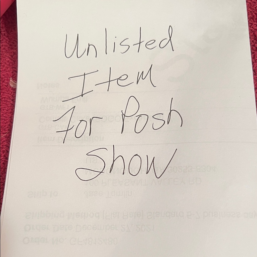 Unlisted Item for Posh Show